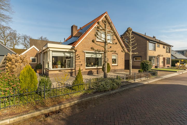 Foto 6 van Rode-Kruislaan 6