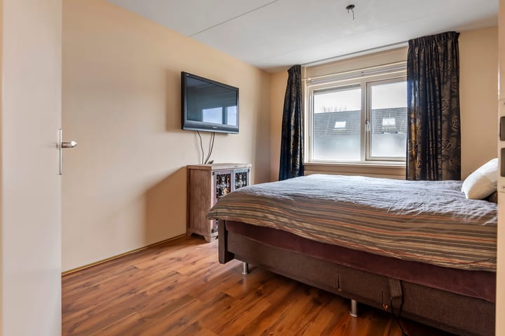 Foto 16 van Bruynisstraat 10