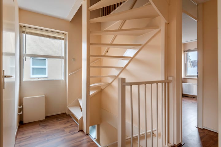 Foto 24 van Bruynisstraat 10