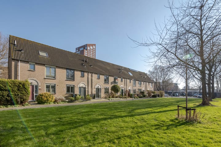 Foto 1 van Kruidentuin 127