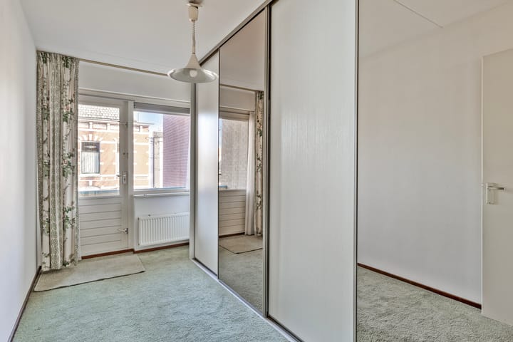 Foto 19 van Wilhelminastraat 33-D