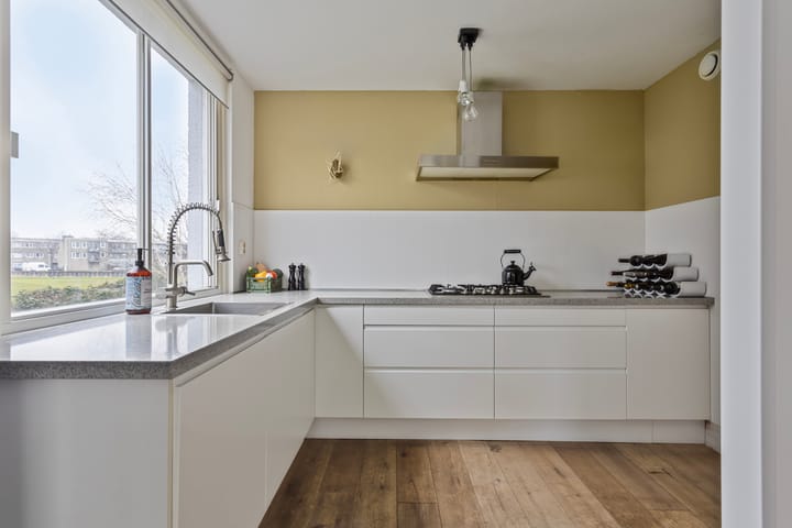 Foto 15 van IJplein 167