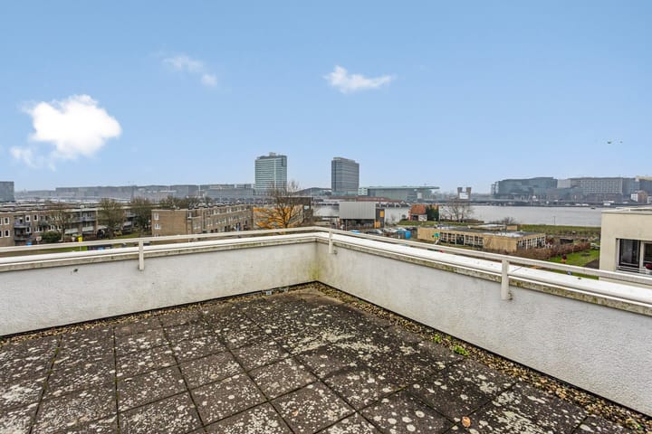 Foto 25 van IJplein 167