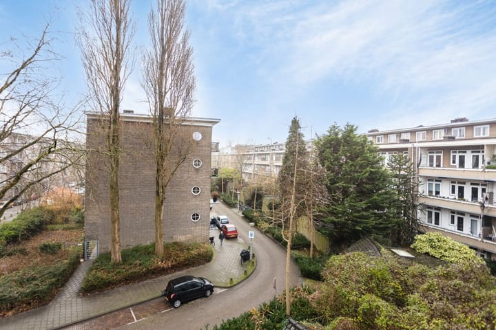 Foto 3 van Reinaert de Vosstraat 15-3