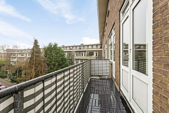 Foto 17 van Reinaert de Vosstraat 15-3