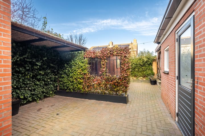 Foto 58 van Auck van Haersmawei 11