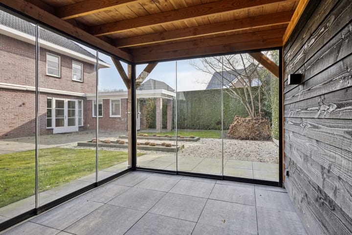 Foto 40 van Aletta Jacobshage 1