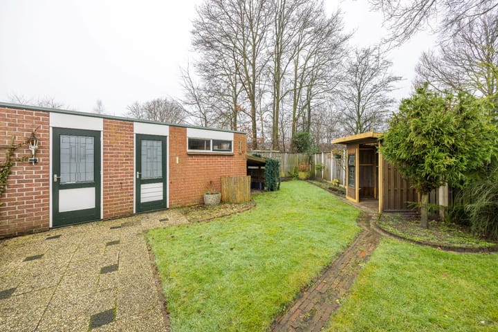 Foto 25 van Vijverweg 14