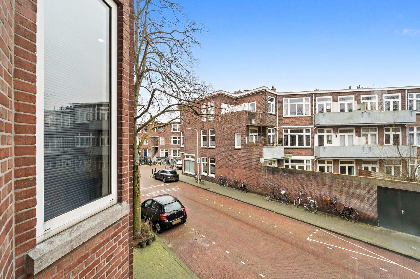 Photo 10 of Van der Capellenstraat 34