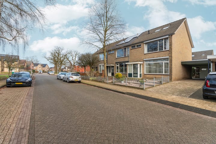 Foto 46 van Polstraat 56