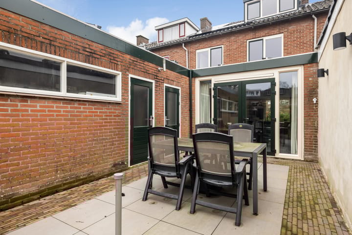 Photo 11 of Prof. Lorentzlaan 84