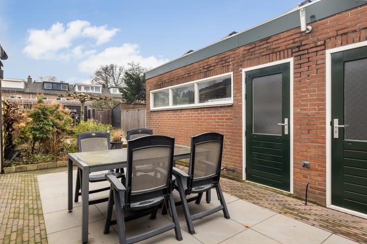 Photo 12 of Prof. Lorentzlaan 84