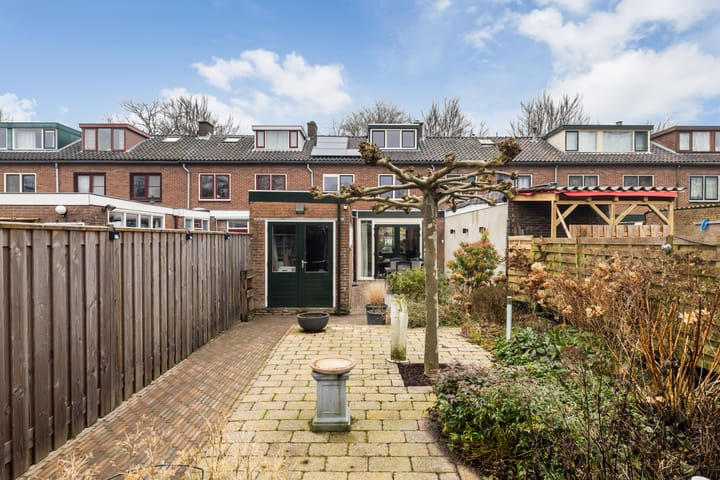 Photo 13 of Prof. Lorentzlaan 84