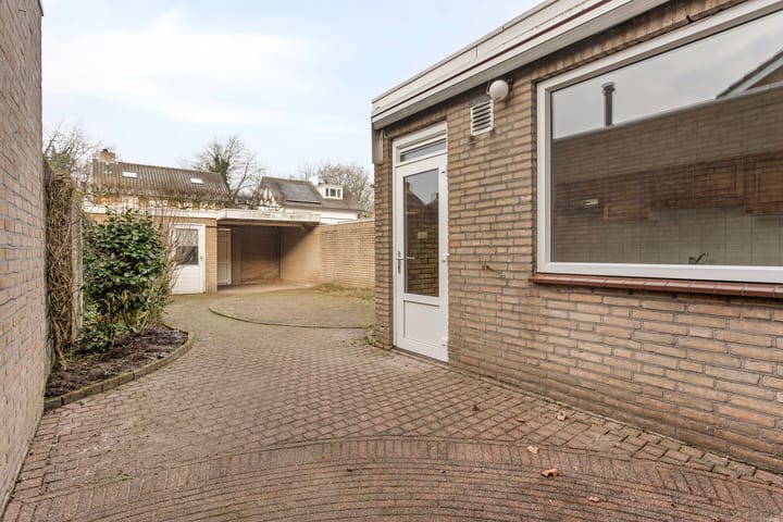 Foto 5 van van Beeckstraat 21