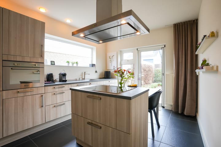 Foto 15 van Mozartstraat 33