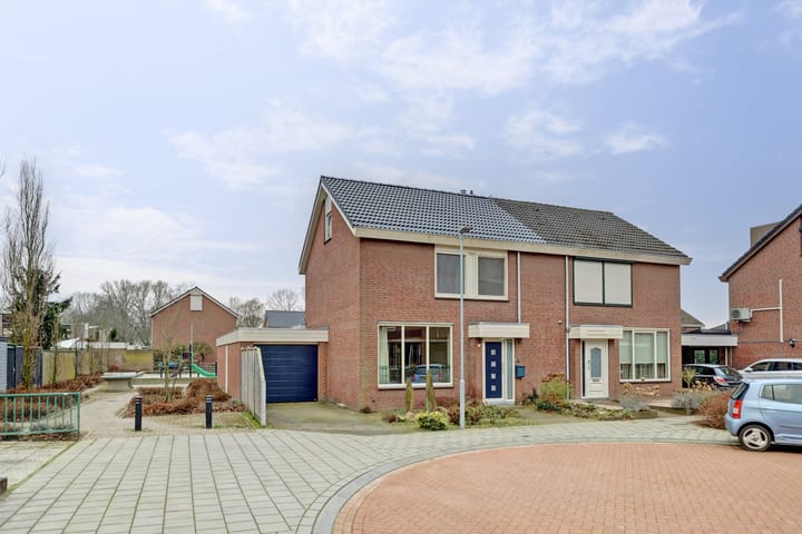 Foto 33 van Christinastraat 12