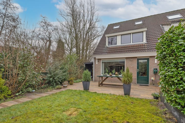 Foto 24 van Schepenen 74