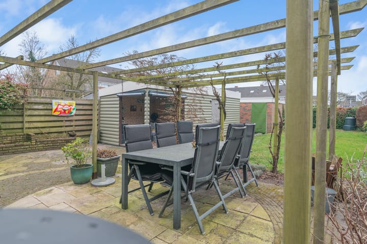 Foto 51 van Valeriaan 74