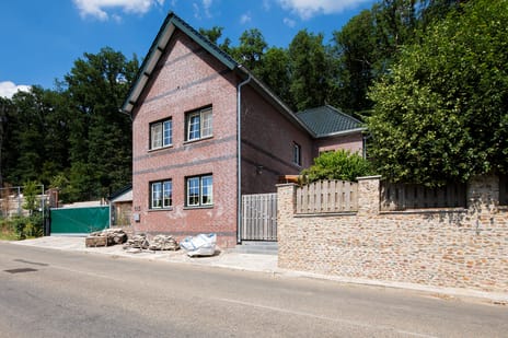 undefined main image