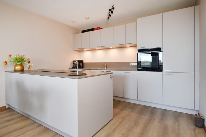 Foto 2 van Burgemeester Augustijnstraat 143