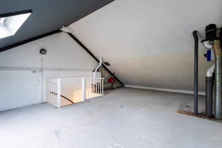 Foto 23 van Hoogvliethof 9