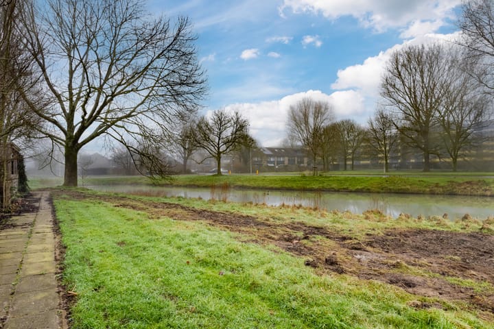 Foto 29 van Hoogvliethof 9