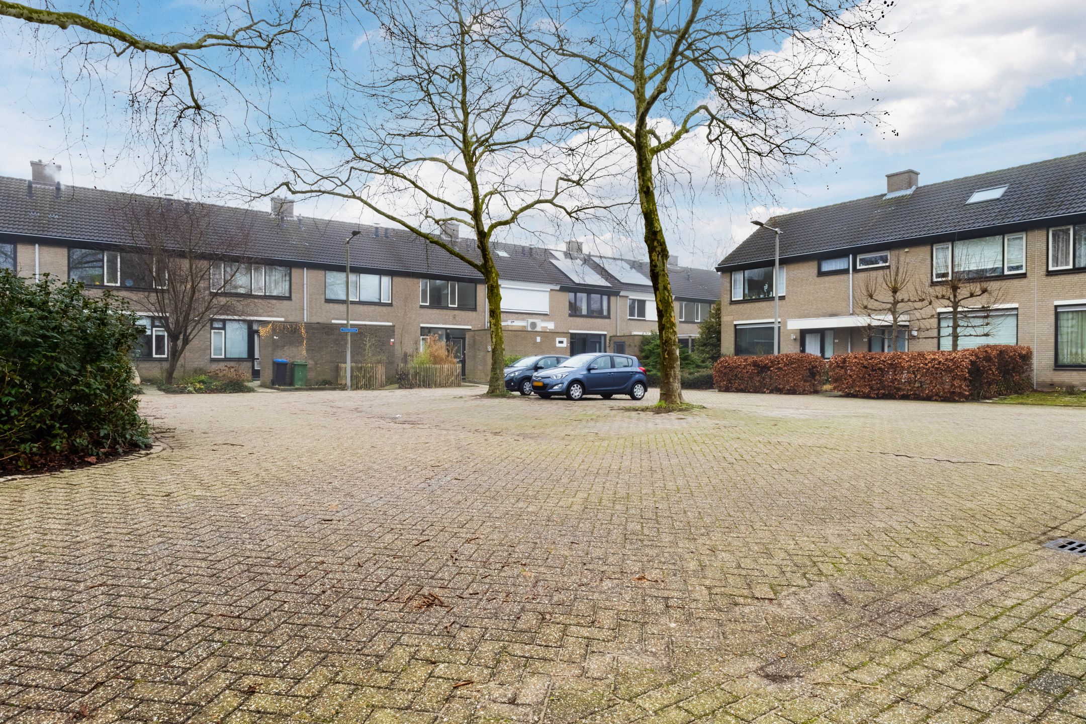 Foto 30 van Hoogvliethof 9