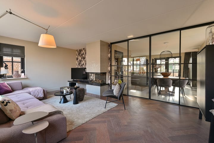 Foto 2 van Vuurvlinder 6