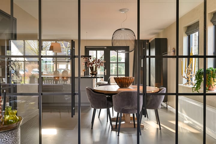 Photo 26 of Vuurvlinder 6