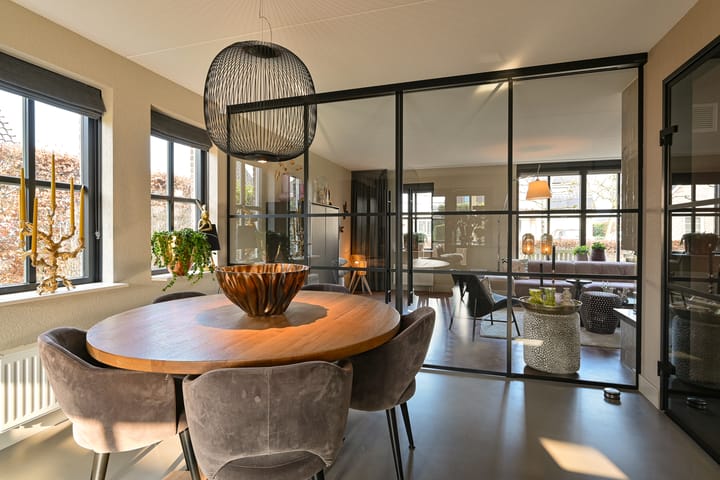 Photo 27 of Vuurvlinder 6