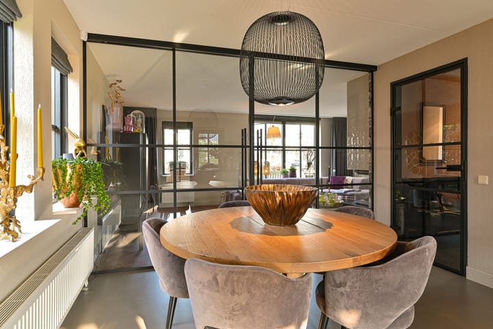 Photo 40 of Vuurvlinder 6