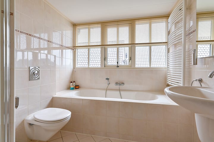 Photo 74 of Vuurvlinder 6