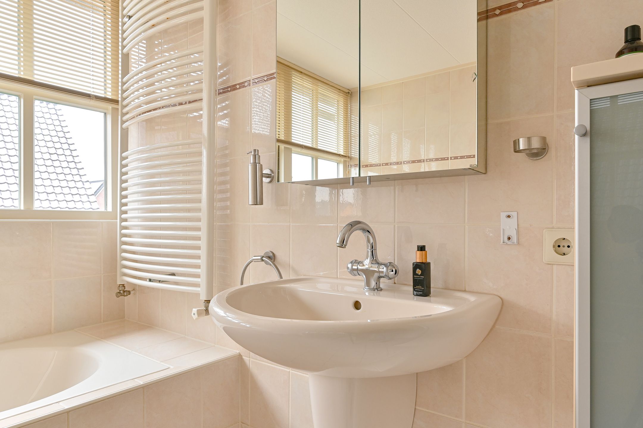 Foto 75 van Vuurvlinder 6