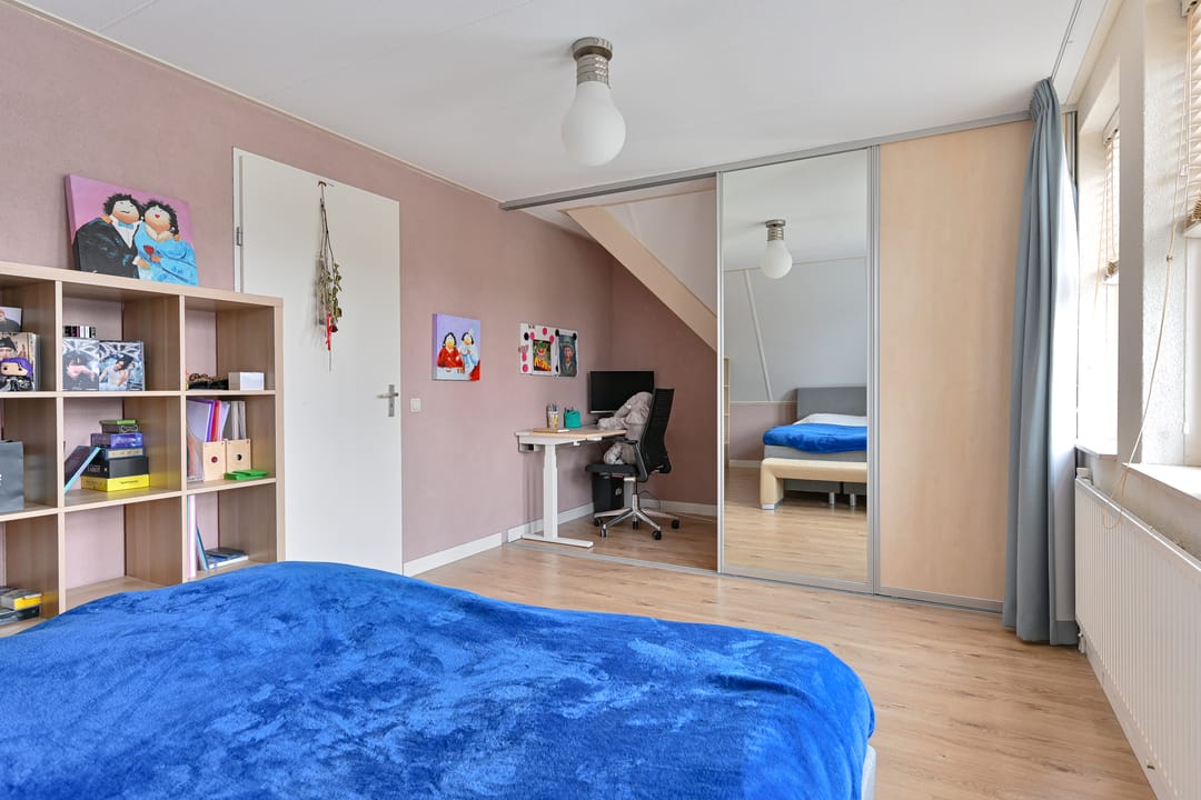 Foto 83 van Vuurvlinder 6