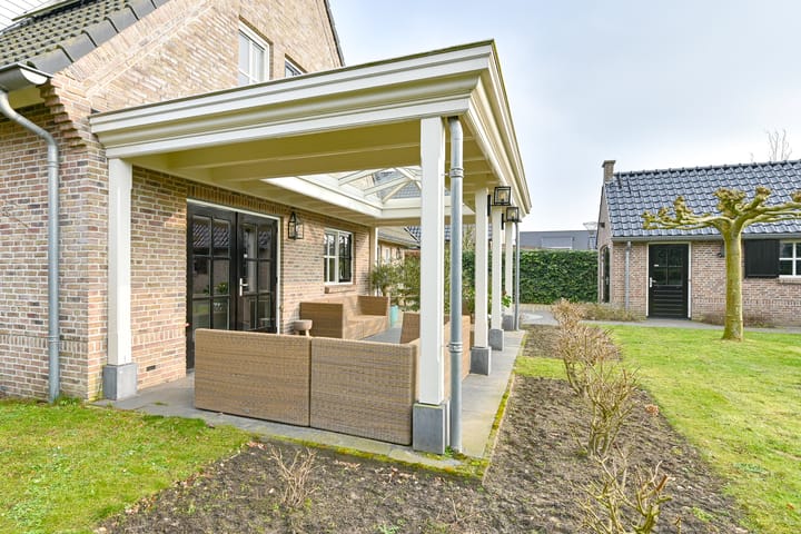 Photo 108 of Vuurvlinder 6