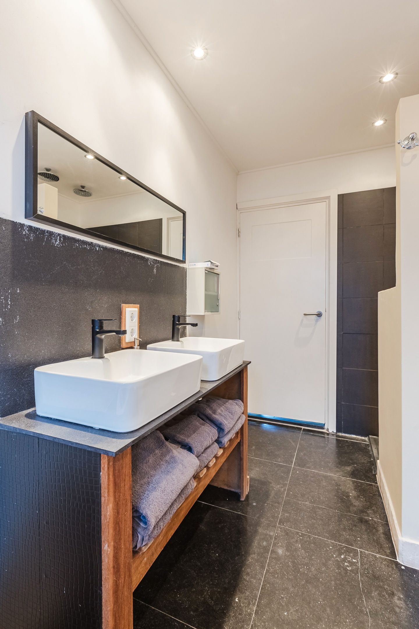 Foto 24 van Bruno Renardstraat 19