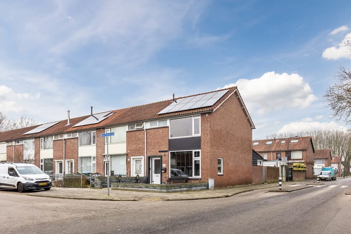 Foto 46 van Bruno Renardstraat 19