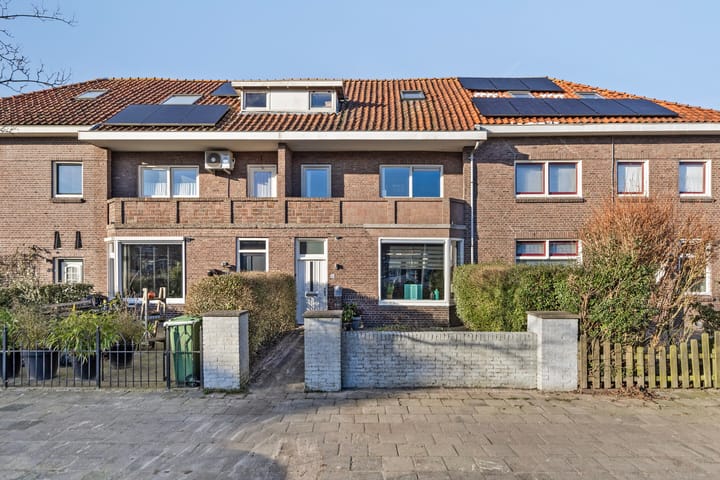 Photo 32 of Johan Willem Frisostraat 26