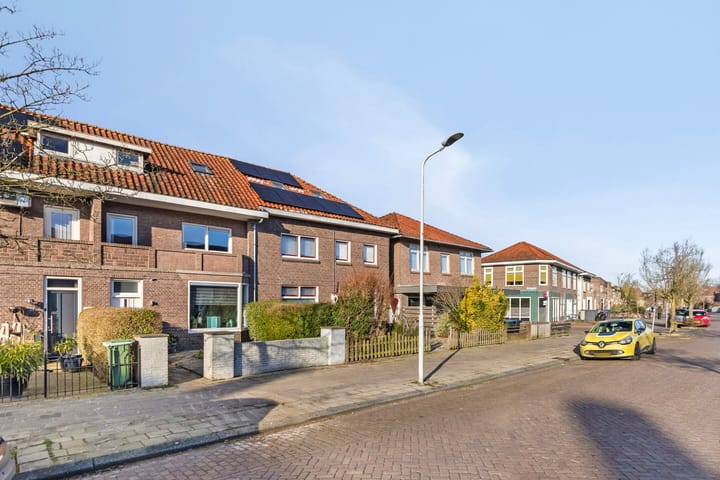 Photo 35 of Johan Willem Frisostraat 26