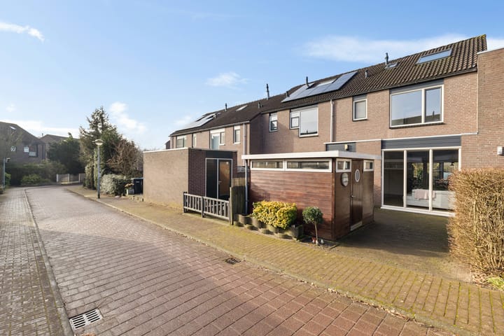 Foto 2 van Rozengaard 12 35