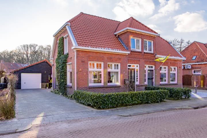 Foto 1 van Agostraat 37