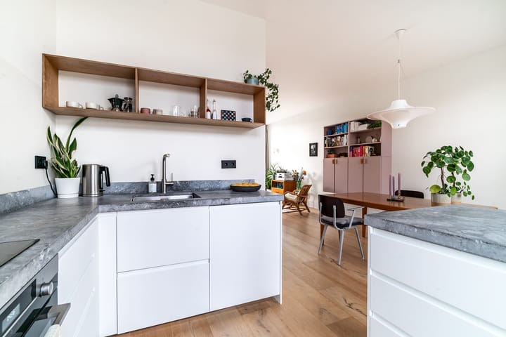 Foto 9 van Van Mierisstraat 38