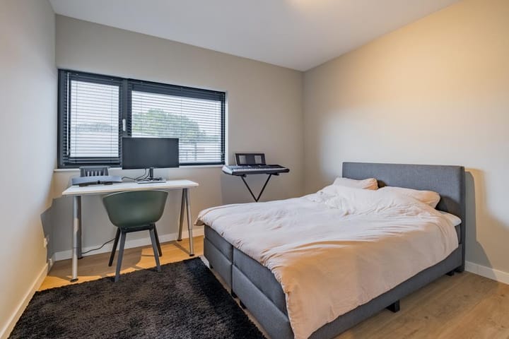 Foto 18 van Oeverzwaluw 21