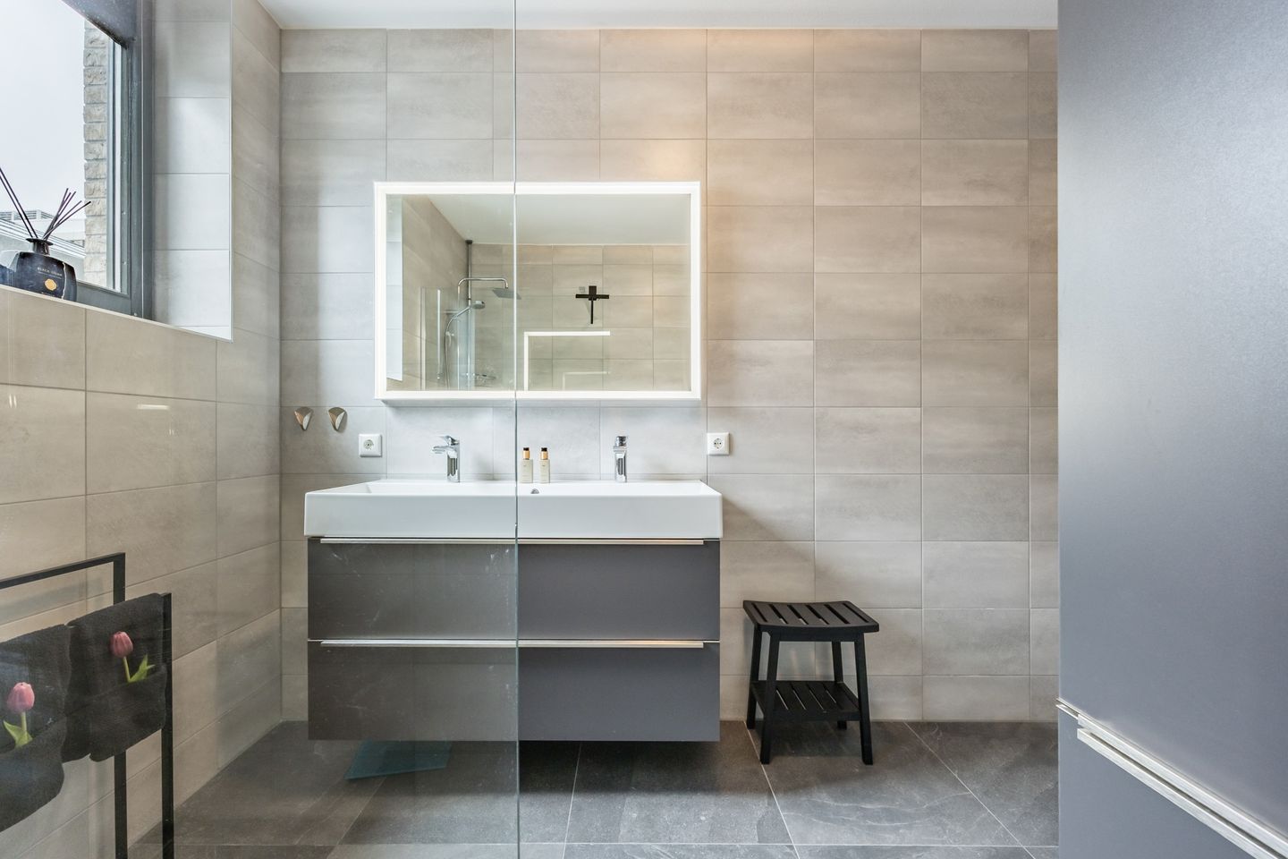 Foto 25 van Carmelietenstraat 11