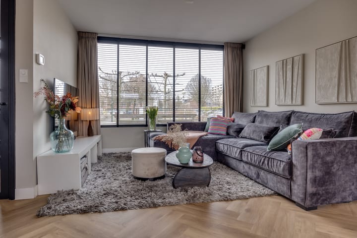 Foto 6 van Rijnevegt 10