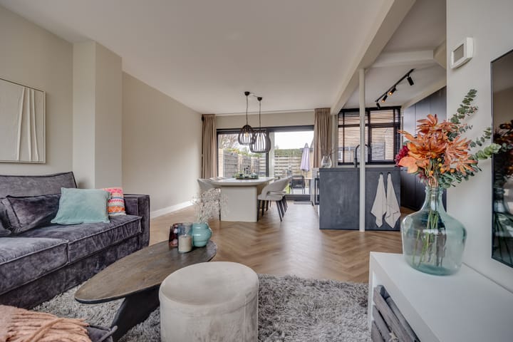 Foto 7 van Rijnevegt 10