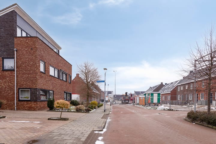 Foto 54 van Focco Ukenalaan 23