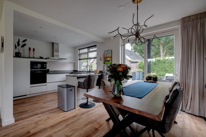 Foto 16 van Roderweg 64