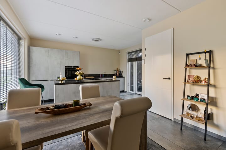 Foto 7 van Janey Tetarypad 30