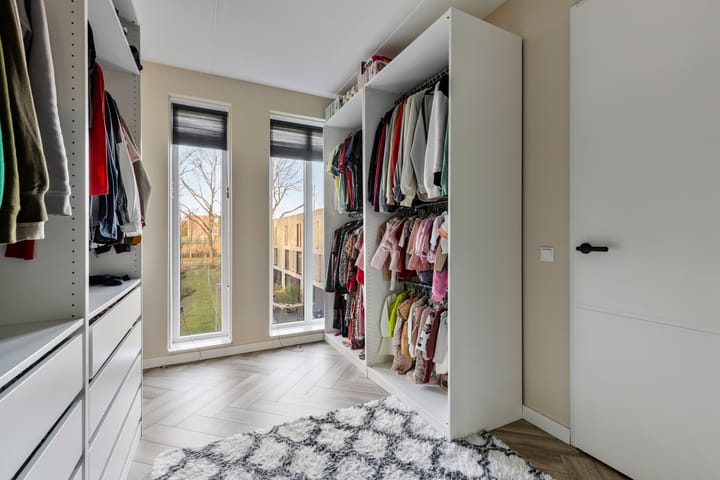 Foto 19 van Janey Tetarypad 30